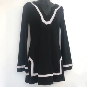WHITE HOUSE BLACK MARKET Tunic